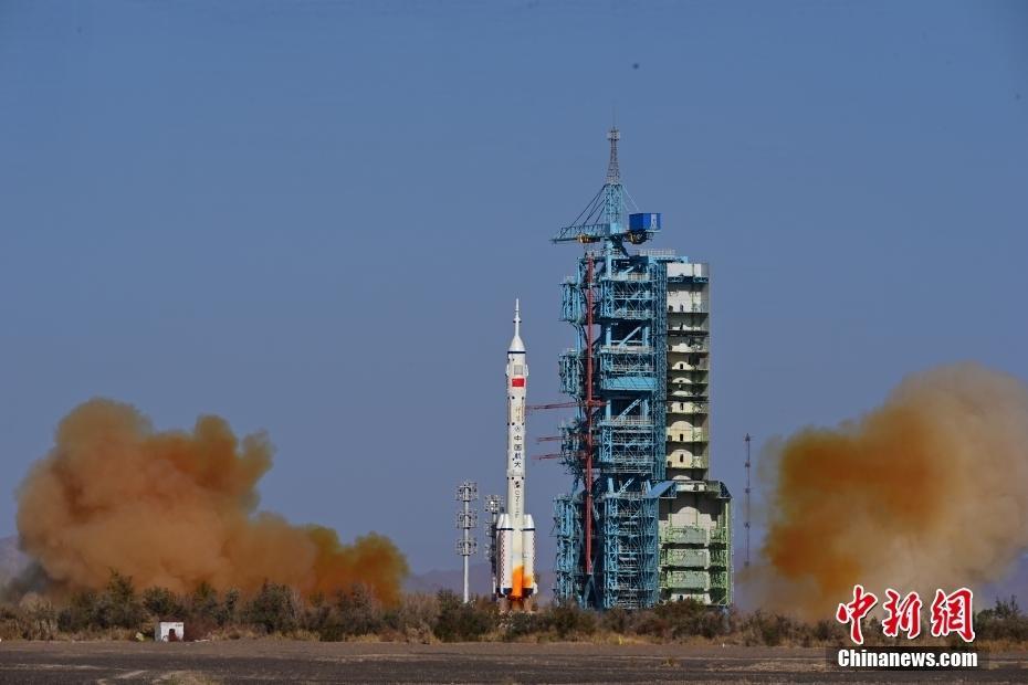 神舟十七号，10月26日启航，续写中国航天新篇章，神舟十七号启航，续写中国航天新篇章