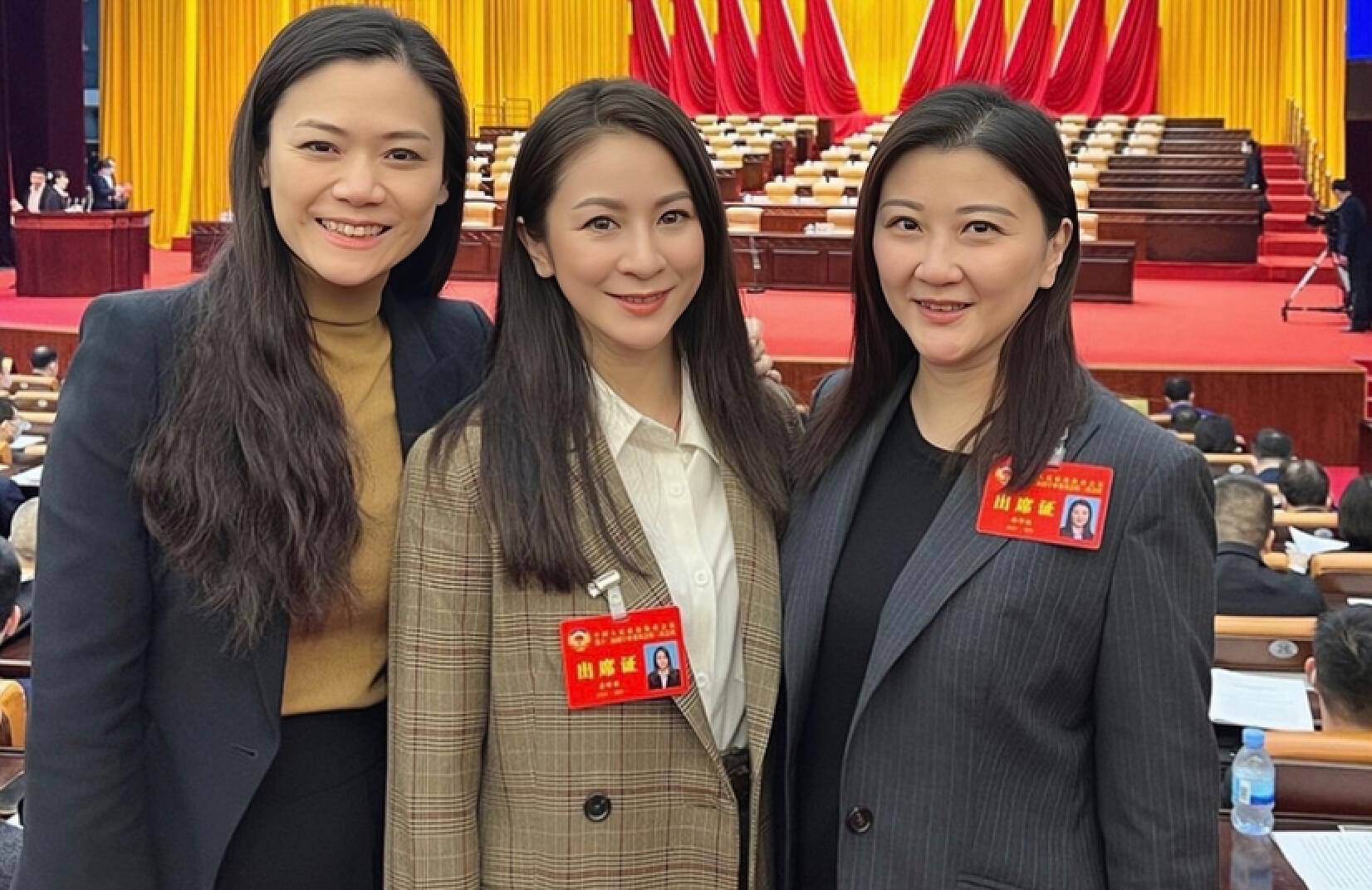 香港60-70岁男性征婚信息网最新官方动态，银发恋曲，爱在黄昏时启航，银发恋曲，香港60-70岁男性征婚信息网最新官方动态，爱在黄昏时启航