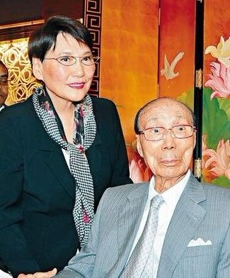 探秘香港6叔的传奇人生，从商界巨擘到慈善巨人的蜕变，从商界巨擘到慈善巨人，探秘香港6叔的传奇人生